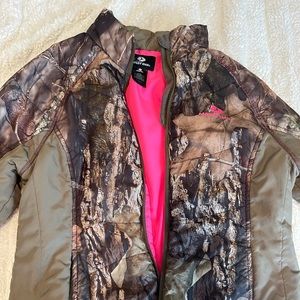 Mossy oak lightweight water resistant jacket